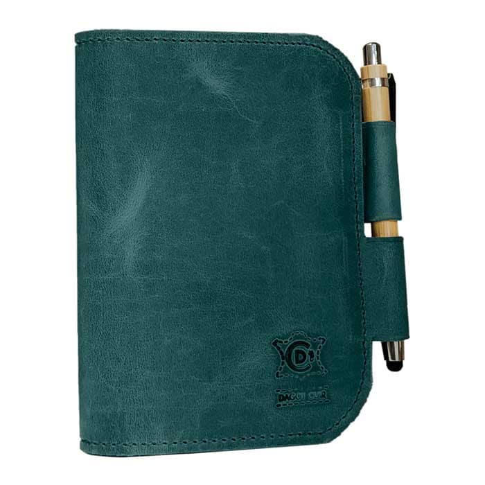 Visuel du carnet a6 avec couverture cuir de couleur vert sapin
