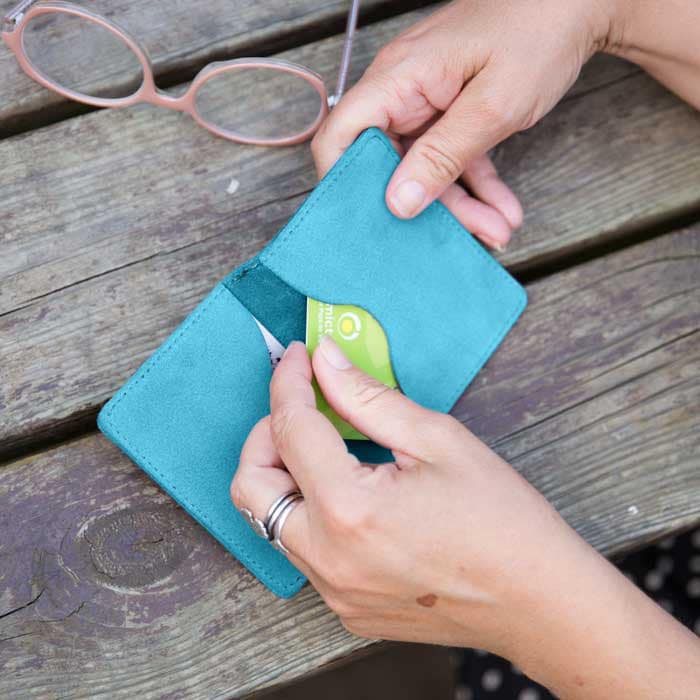 Visuel de mise en situation du porte cartes