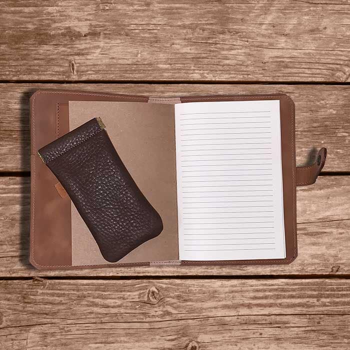 carnet-a5-cuir-camel-etui-lunettes