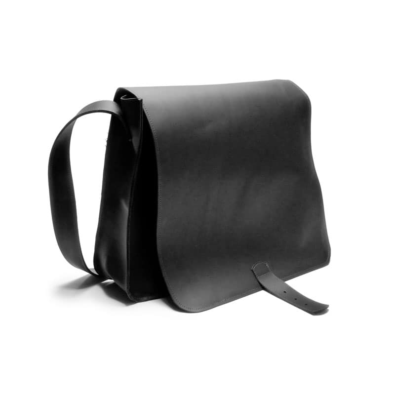 Sacoche grand baroudeur en cuir noir